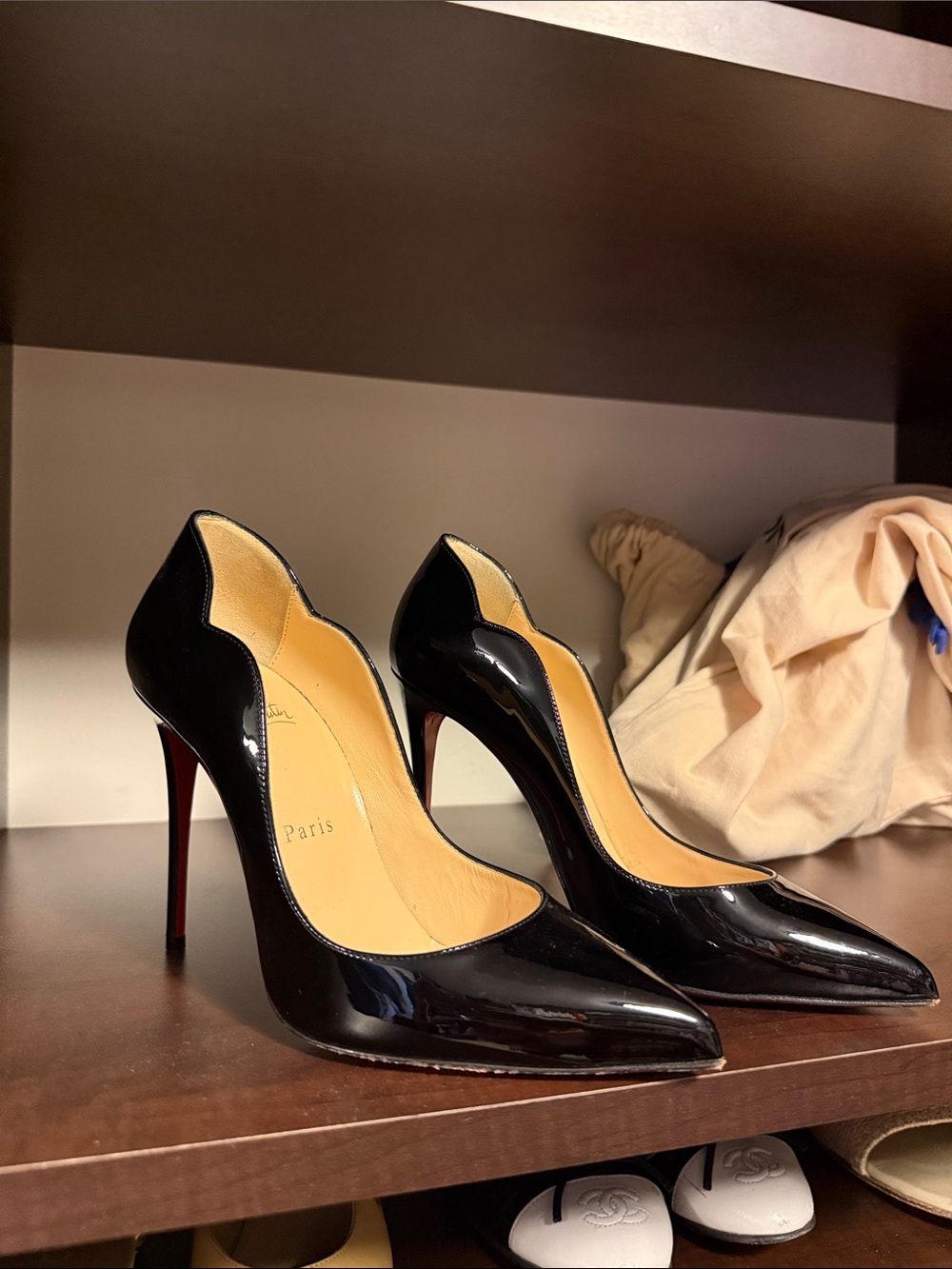 Christian Louboutin Black Patent Leather Scalloped Pointed-Toe Stilettos